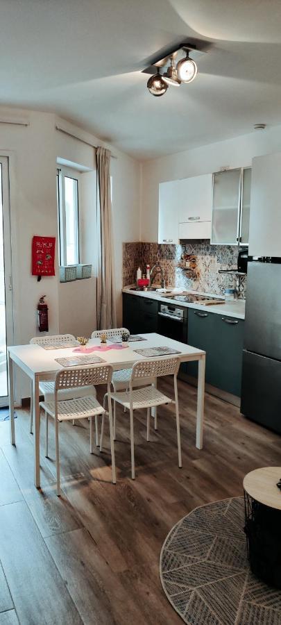 Getaway Suites Apartment Xlendi Exterior photo