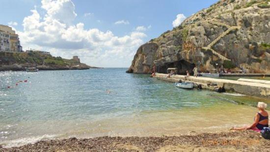 Getaway Suites Apartment Xlendi Exterior photo