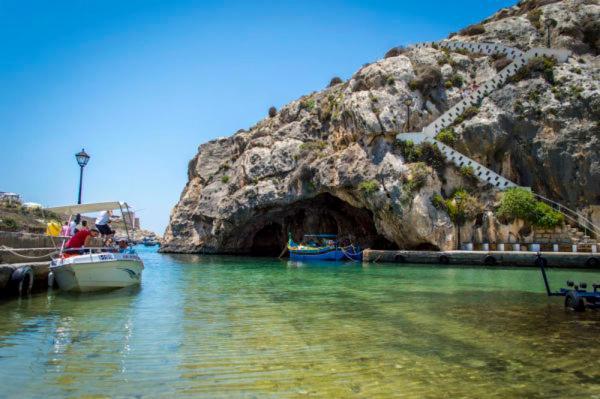 Getaway Suites Apartment Xlendi Exterior photo