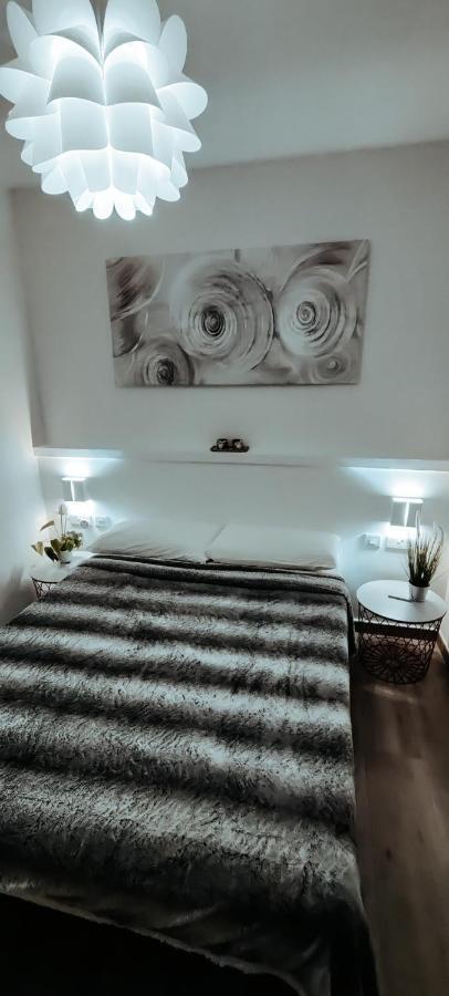 Getaway Suites Apartment Xlendi Exterior photo